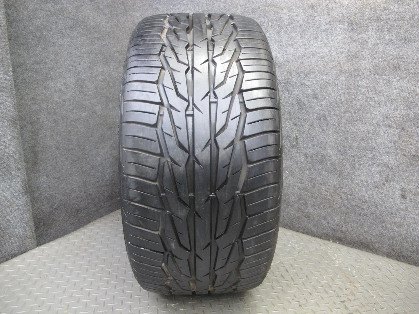 Set of 2 Toyo Extensa HP II ALL Season Tire 275/40 R17 98W 4024 9/32 Tread