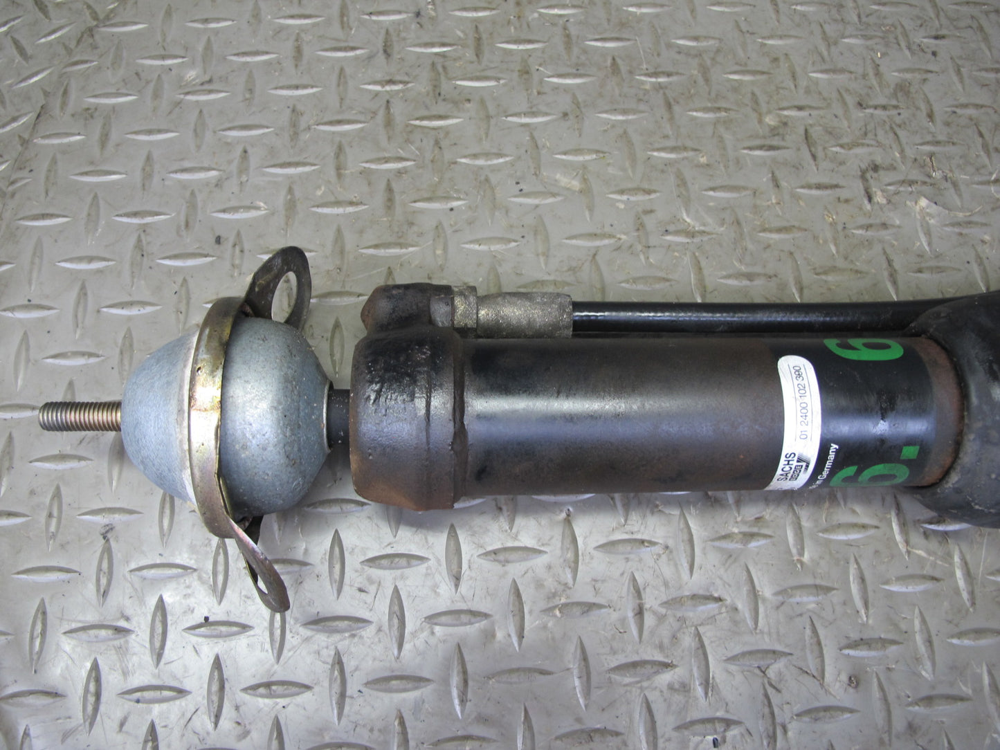 96-99 Mercedes W140 C140 Set of 2 Rear Hydraulic Strut Shock Absorber OEM