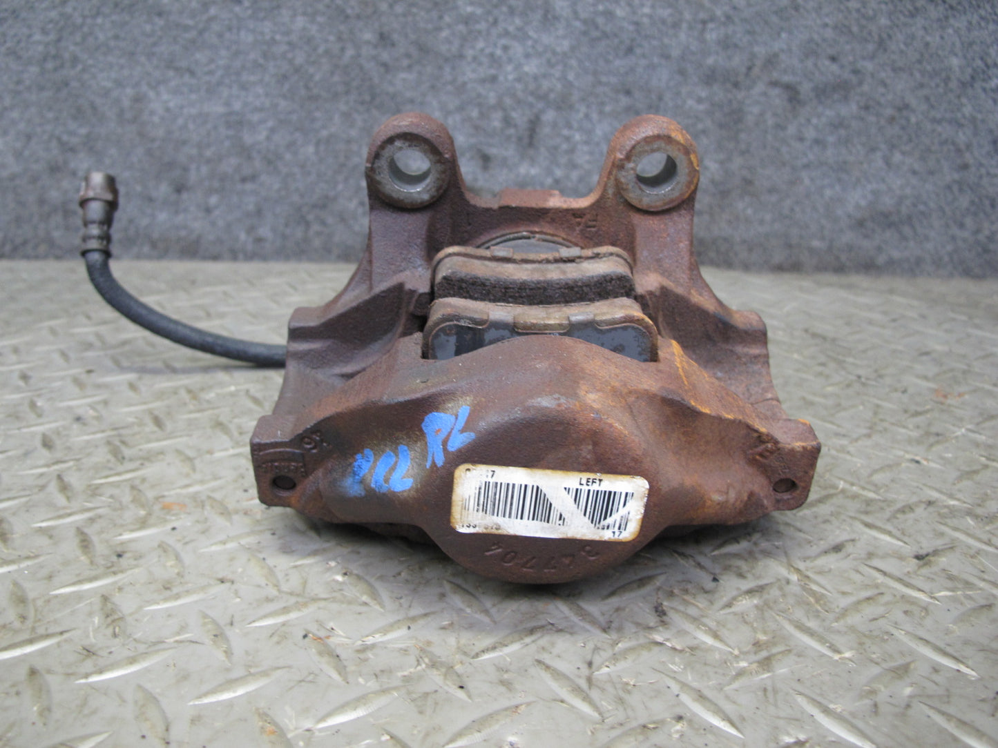 96-99 Mercedes W140 C140 Set of 2 Rear Left & Right Brake Caliper OEM