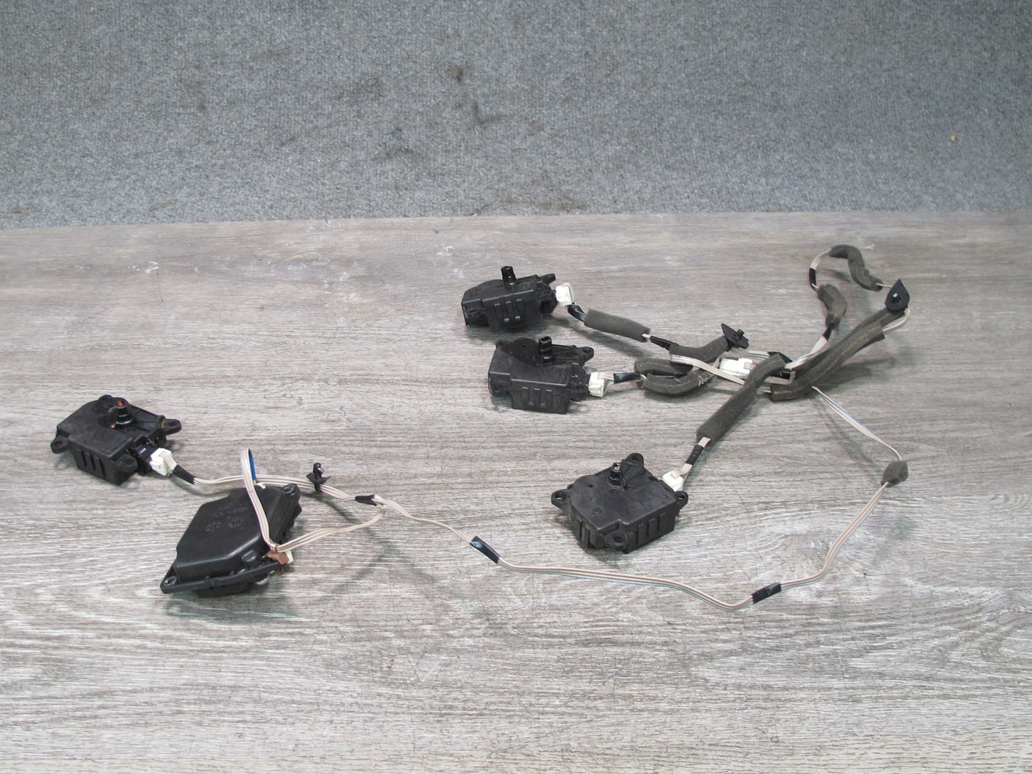 2013-2020 Infiniti JX35 QX60 A/C Heater Flap Door Actuator Motor Wiring Set
