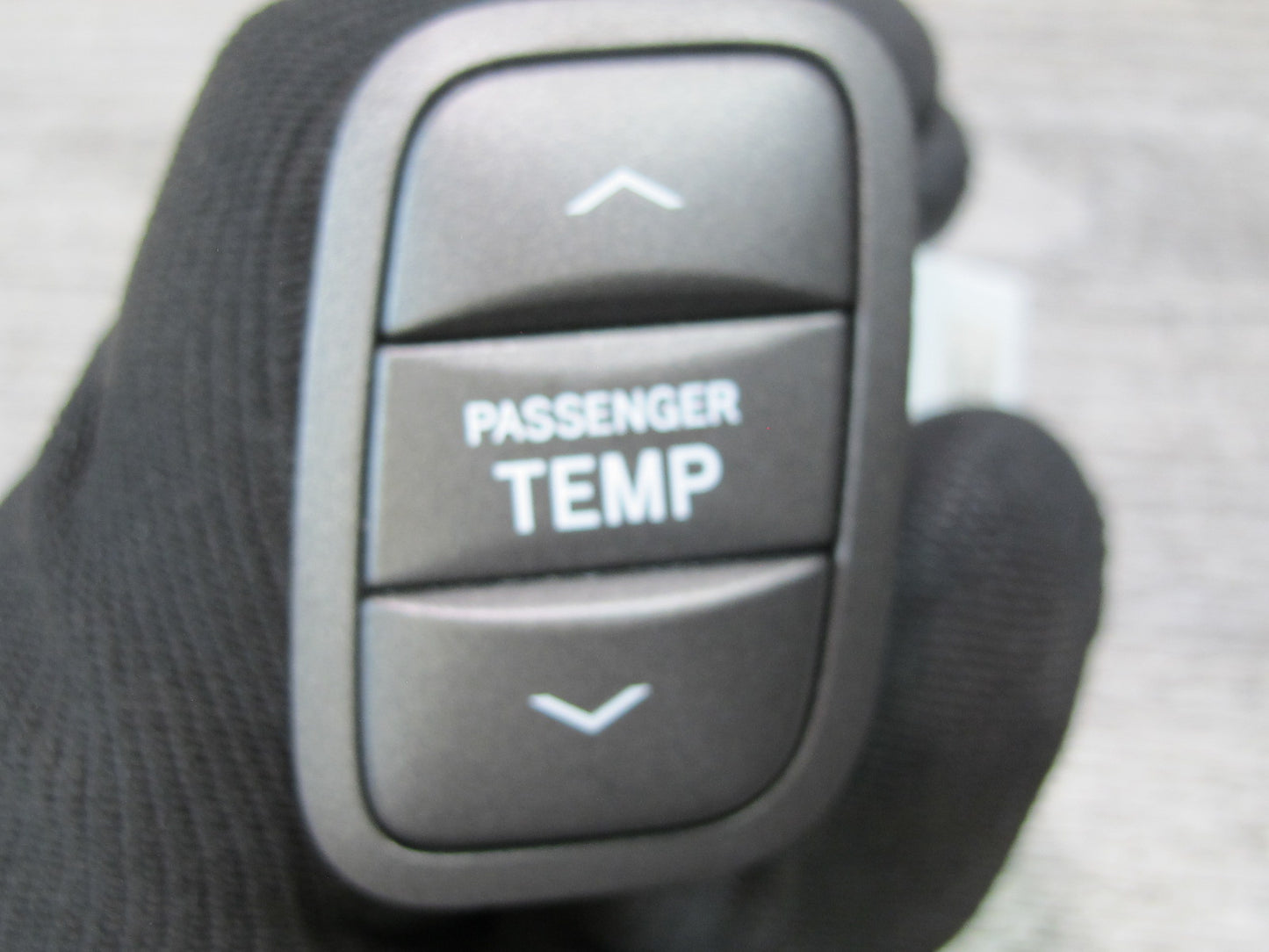 01-06 Lexus UCF30L LS430 Dash Passenger Temperature Control Button Switch OEM