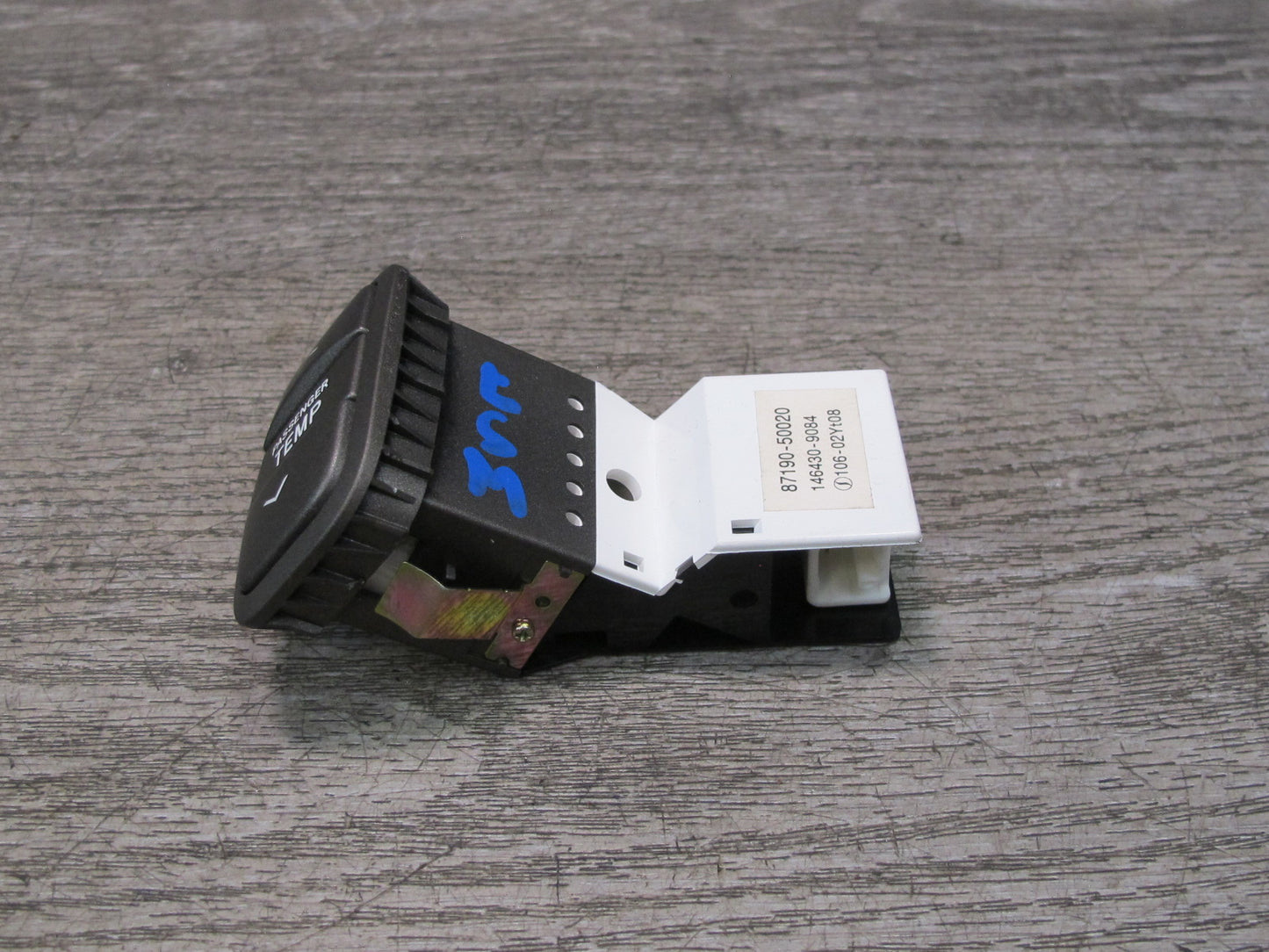 01-06 Lexus UCF30L LS430 Dash Passenger Temperature Control Button Switch OEM