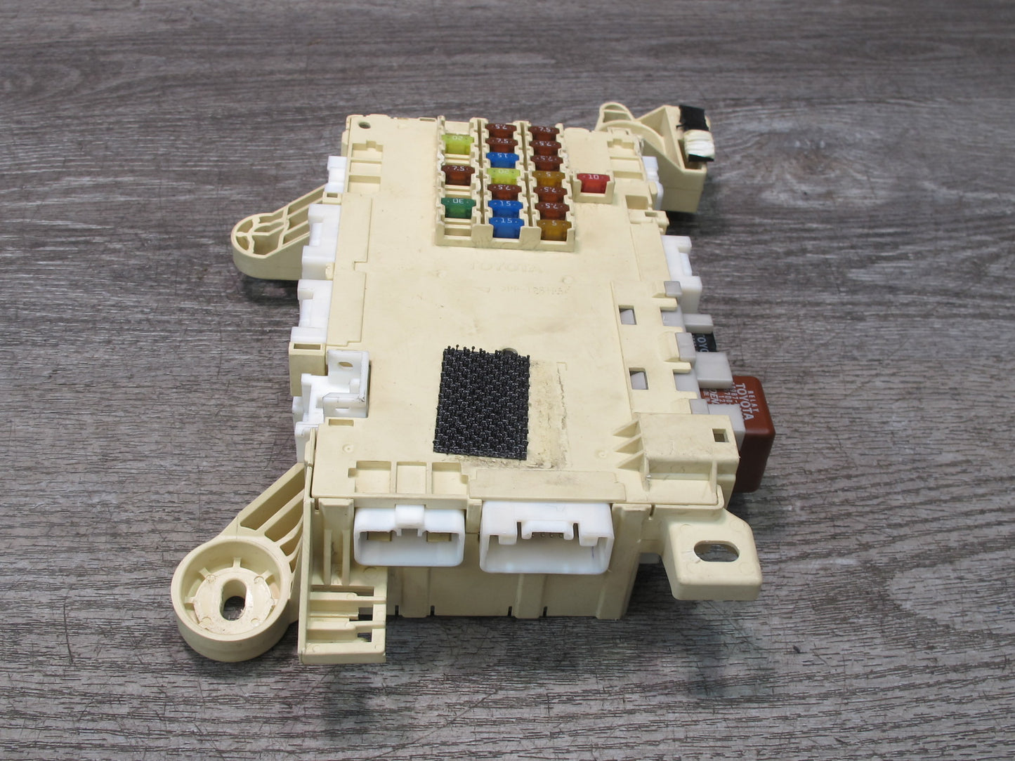 04-06 Lexus UCF30L LS430 Front Left Fuse Relay Junction Box Module OEM