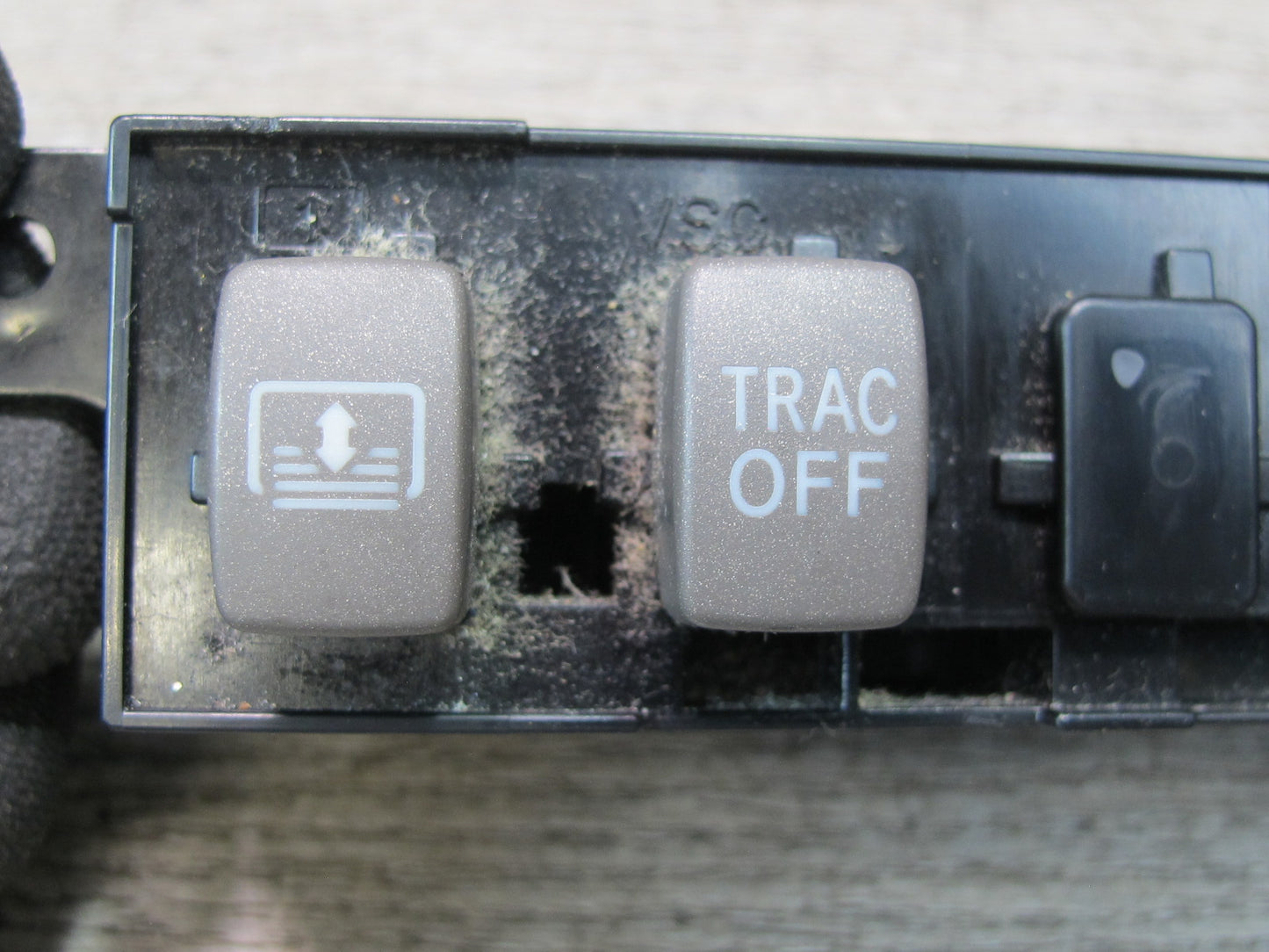 01-06 Lexus LS430 Center Console TRC Sun Shade Climate Seat Switch Panel OEM