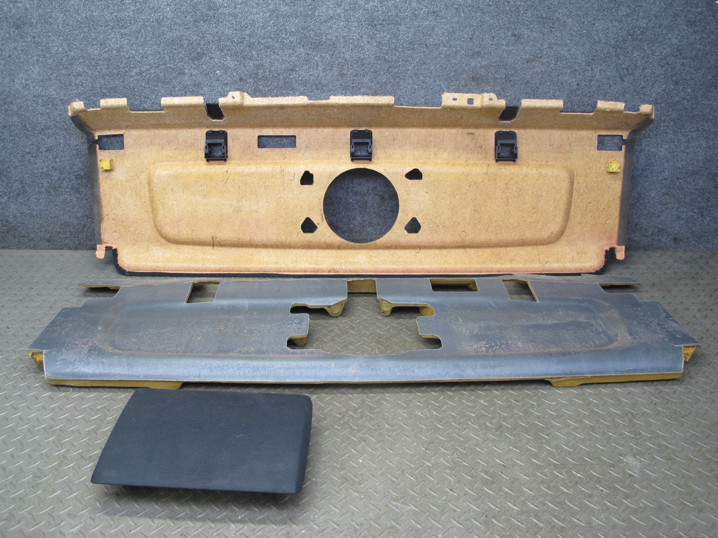 01-06 Lexus UCF30L LS430 Rear Parcel Shelf Panel Black OEM