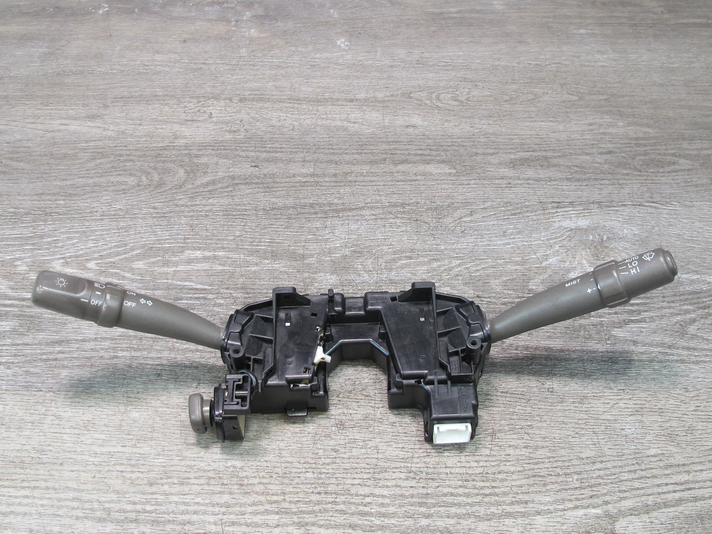 04-06 Lexus UCF30L LS430 Steering Column Headlight Turn Signal Wiper Switch OEM