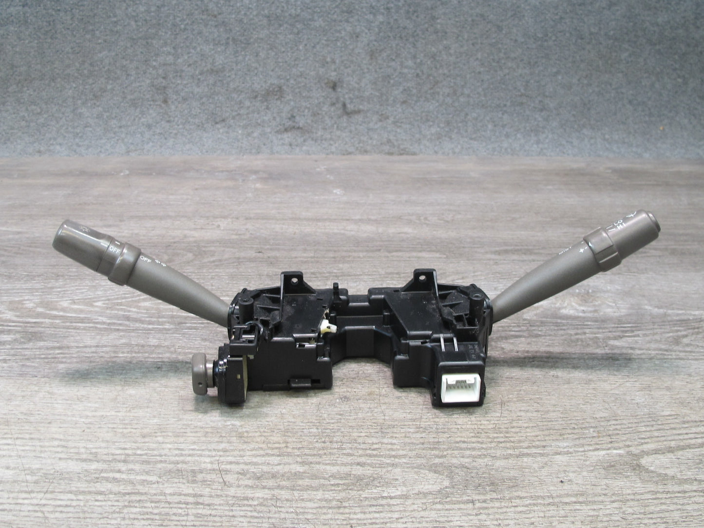 04-06 Lexus UCF30L LS430 Steering Column Headlight Turn Signal Wiper Switch OEM