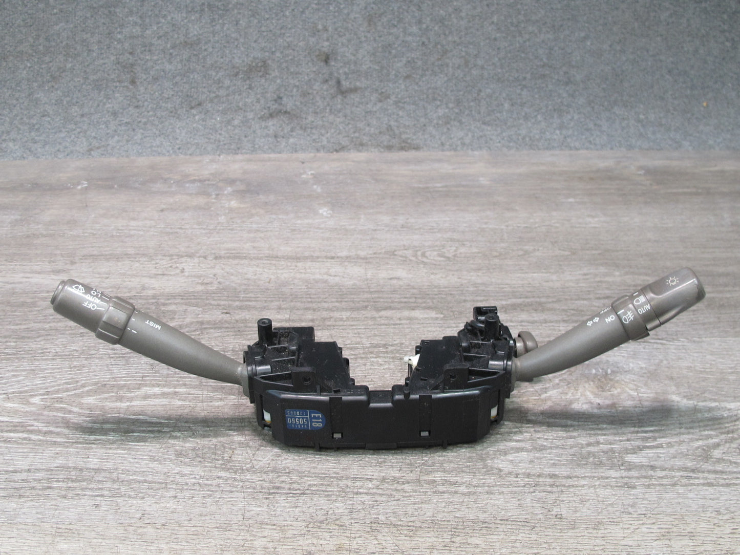 04-06 Lexus UCF30L LS430 Steering Column Headlight Turn Signal Wiper Switch OEM