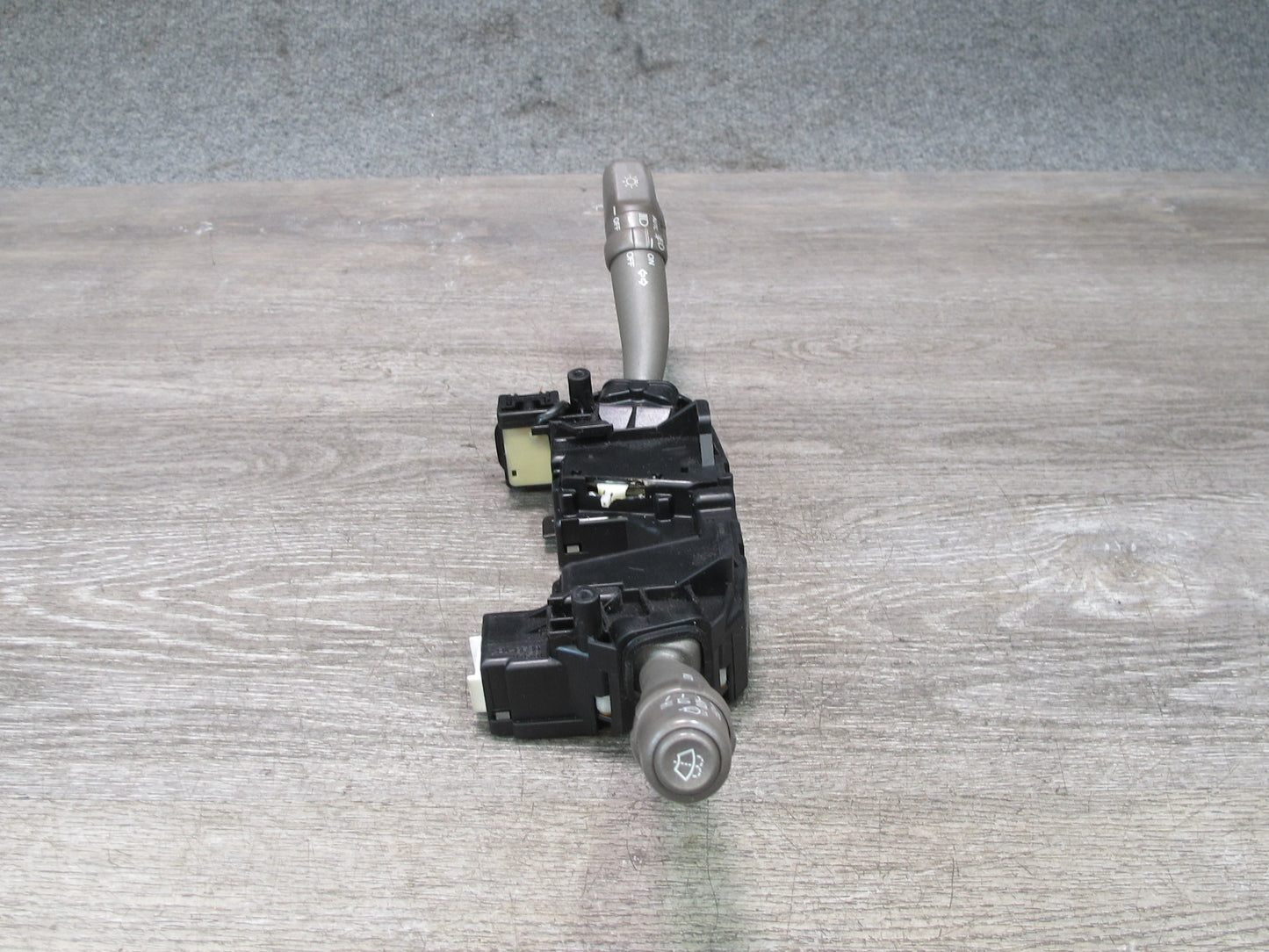 04-06 Lexus UCF30L LS430 Steering Column Headlight Turn Signal Wiper Switch OEM
