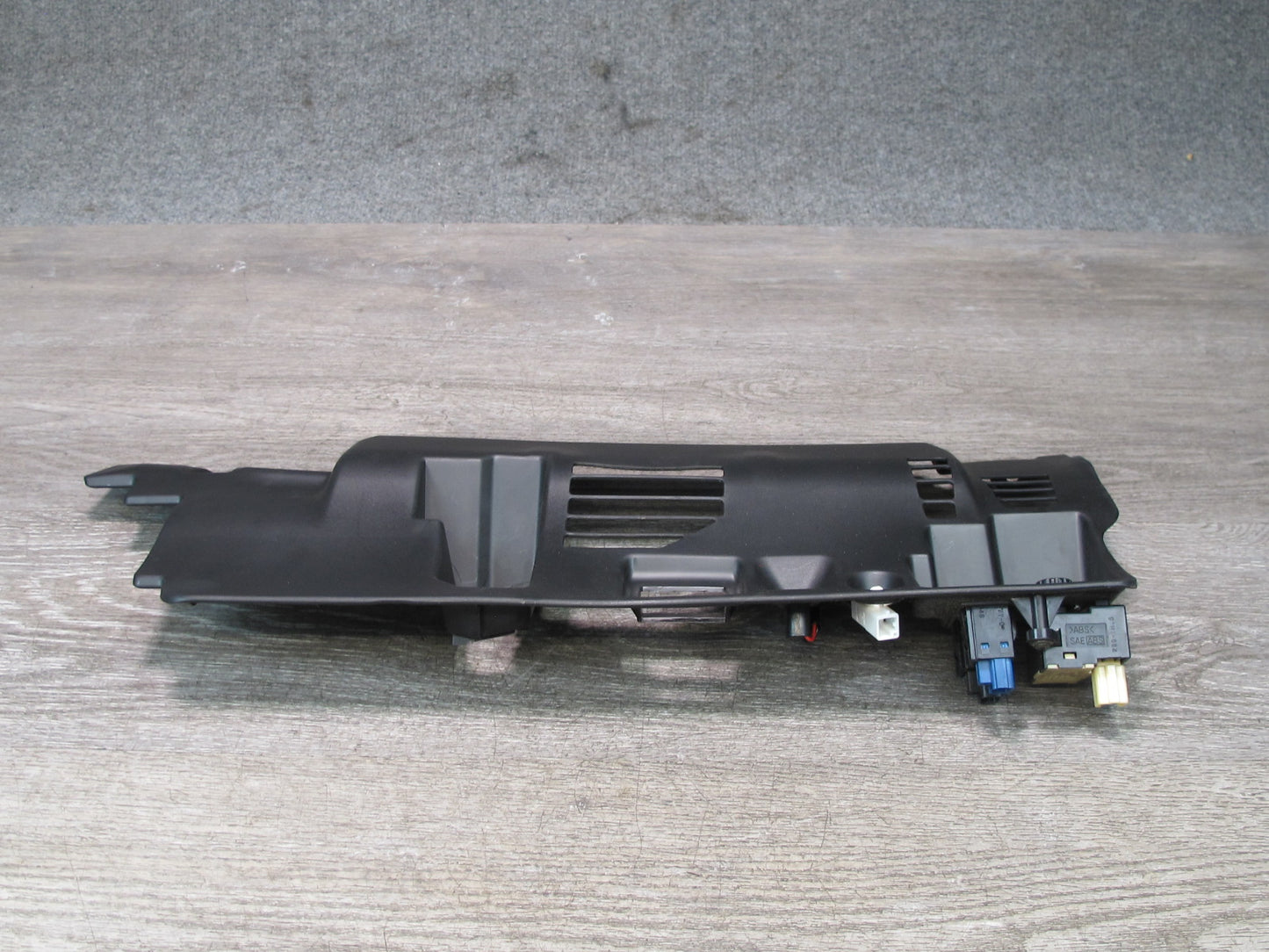 04-06 Lexus UCF30L LS430 Dash Left Lower Knee Trim Cover Panel 55606-50120 OEM