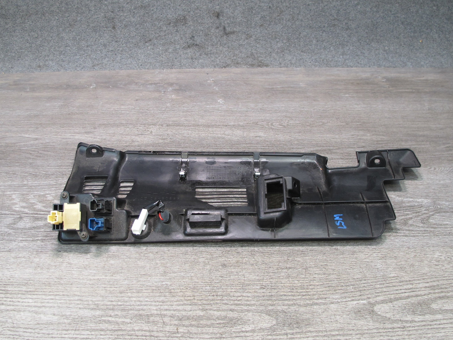 04-06 Lexus UCF30L LS430 Dash Left Lower Knee Trim Cover Panel 55606-50120 OEM