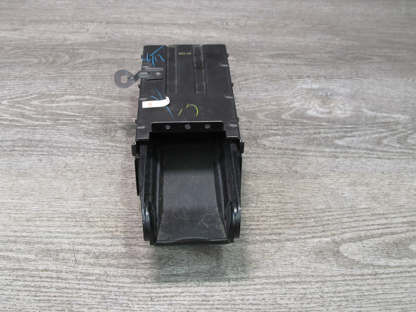 01-06 Lexus UCF30L LS430 Center Console Coin Pocket Tray 58880-50010 OEM