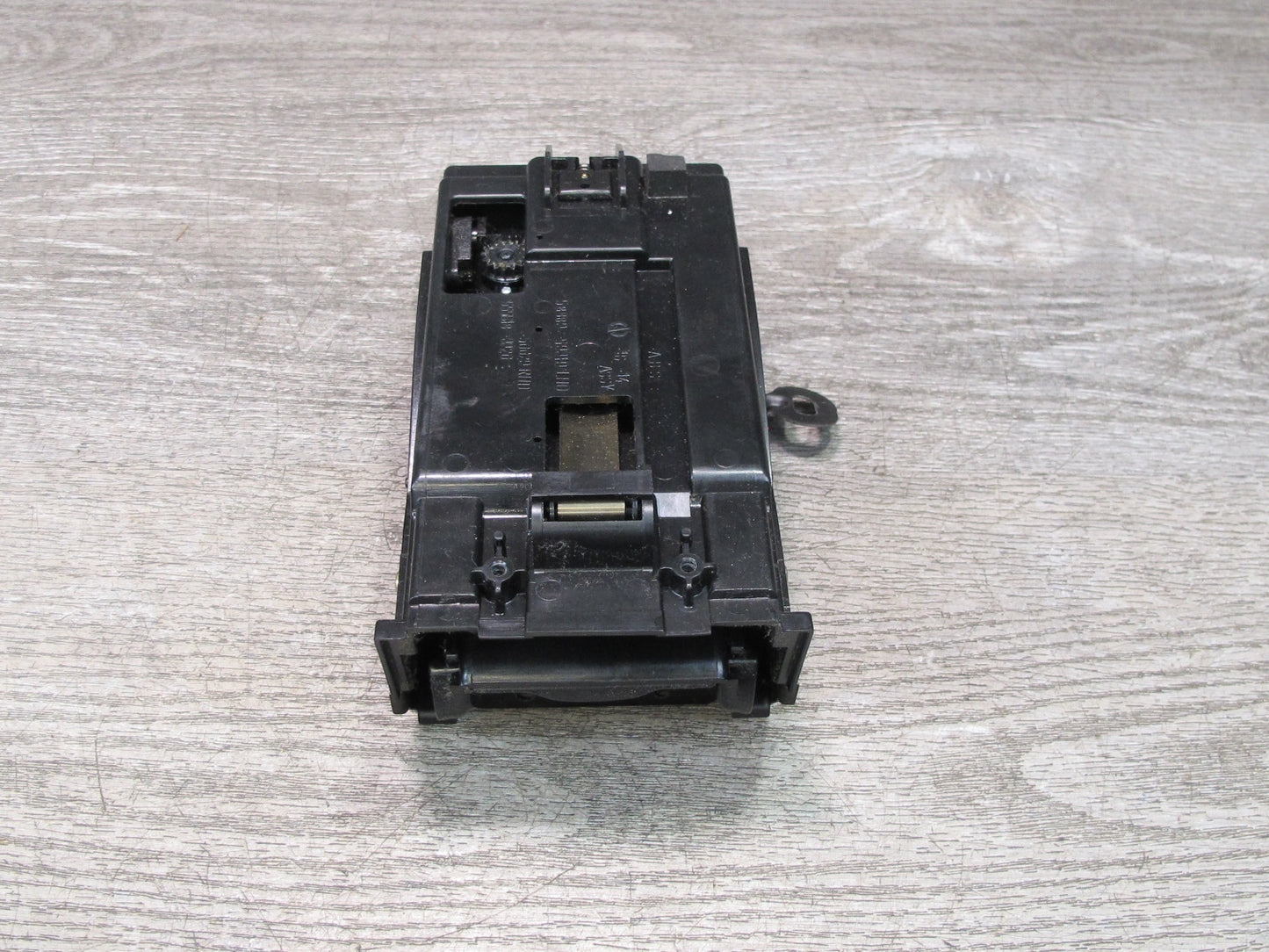 01-06 Lexus UCF30L LS430 Center Console Coin Pocket Tray 58880-50010 OEM