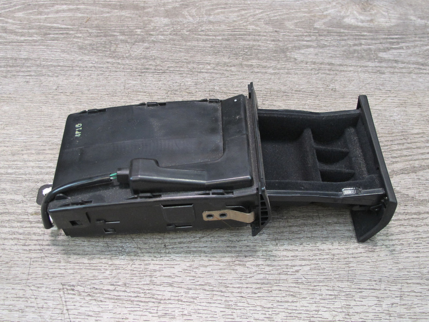 01-06 Lexus UCF30L LS430 Dash Left Coin Storage Retractable Tray Black OEM