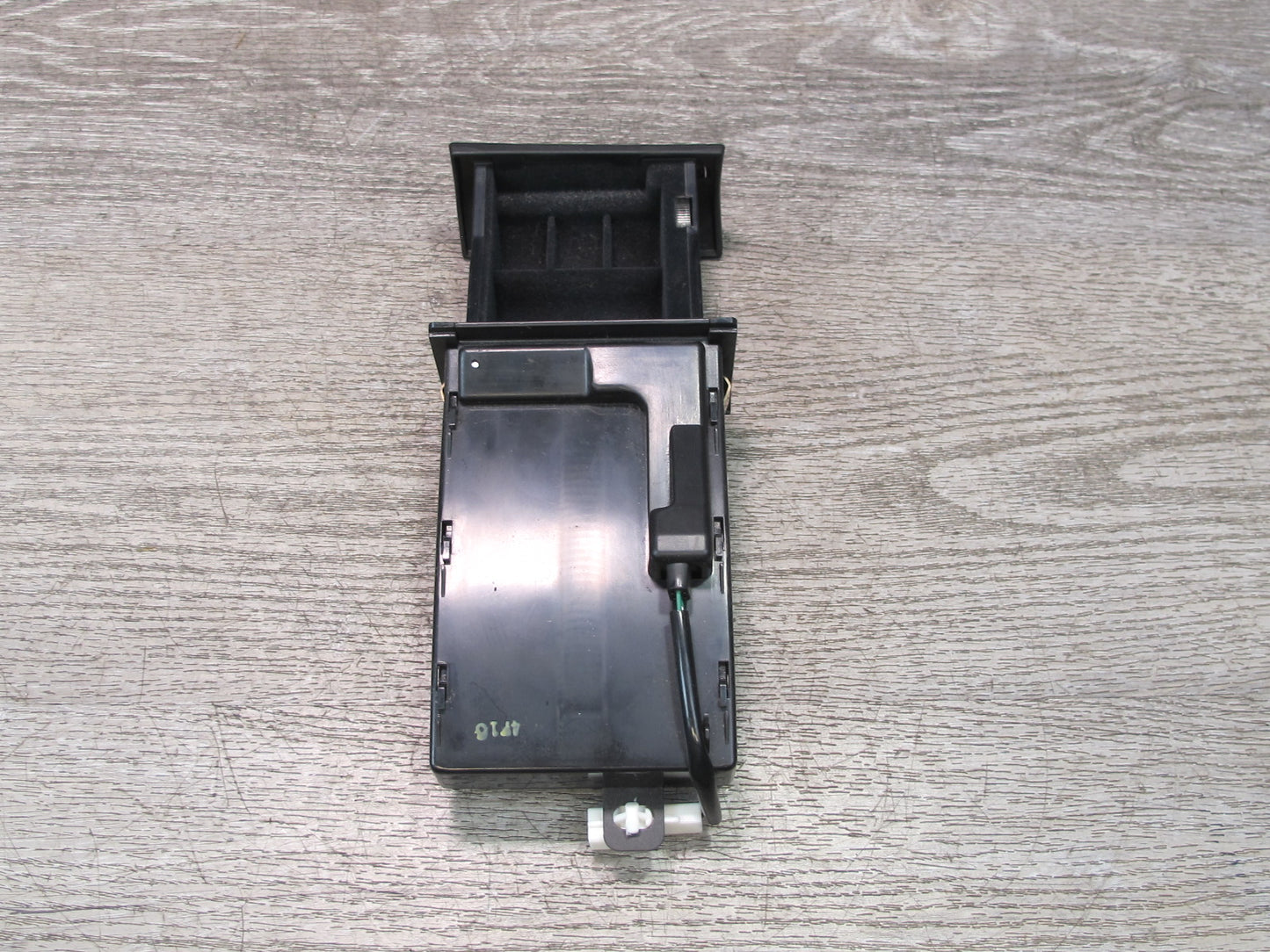 01-06 Lexus UCF30L LS430 Dash Left Coin Storage Retractable Tray Black OEM