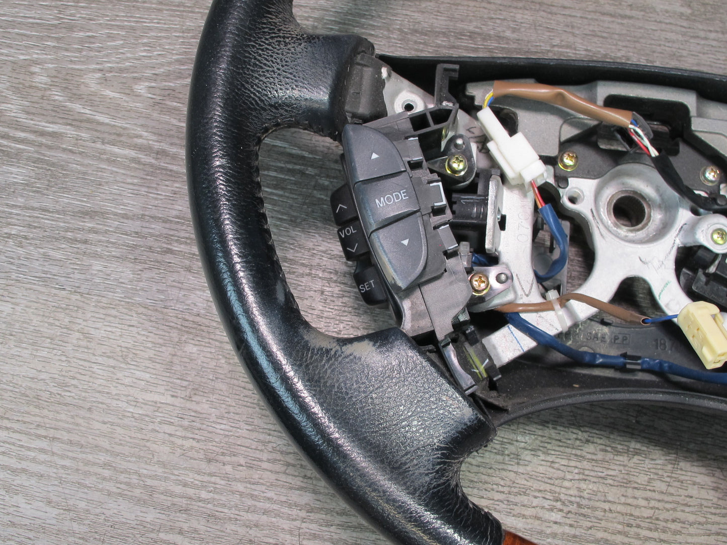 04-06 Lexus UCF30L LS430 Leather Wood Steering w Switches & Cruise Black OEM