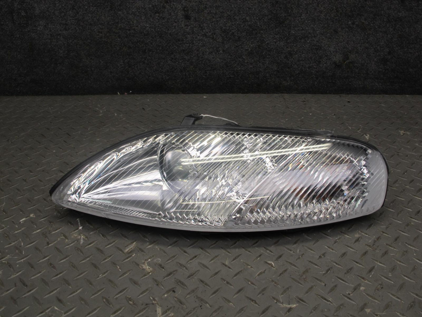 97-98 Lexus UZZ30L SC300 SC400 Front Left Outer Halogen Headlight Lamp OEM