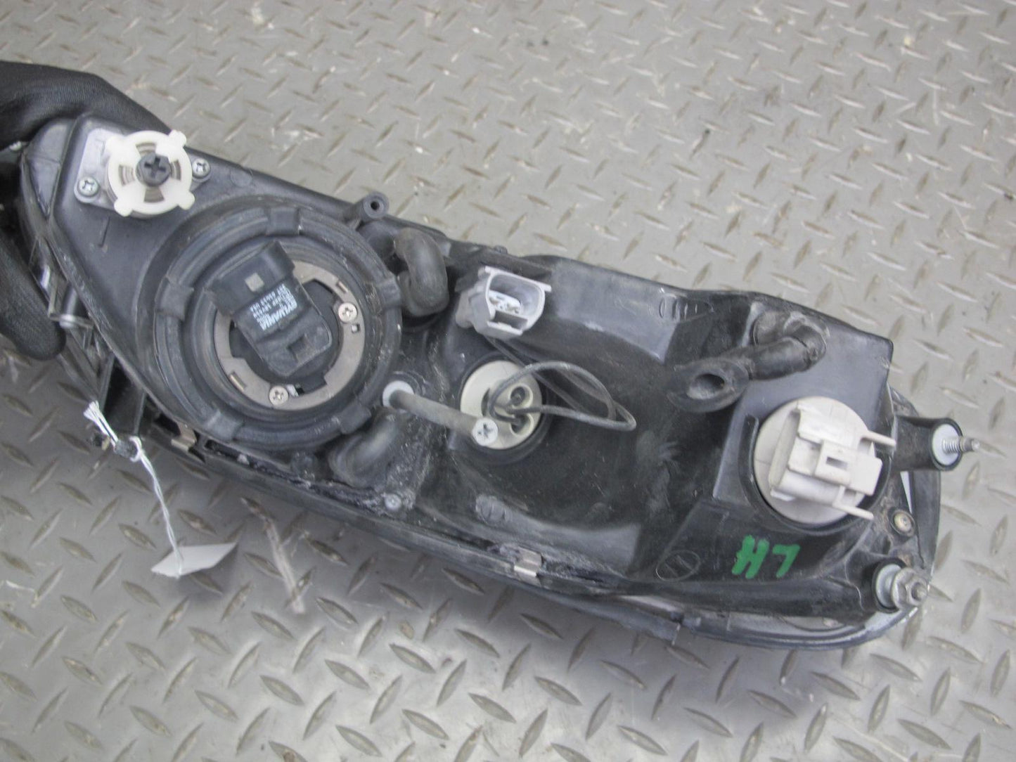 97-98 Lexus UZZ30L SC300 SC400 Front Left Outer Halogen Headlight Lamp OEM