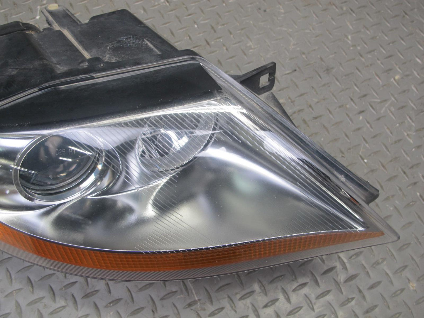 03-05 BMW E85 Z4 3.0i Front Right Passenger Side Xenon HID Headlight Lamp OEM
