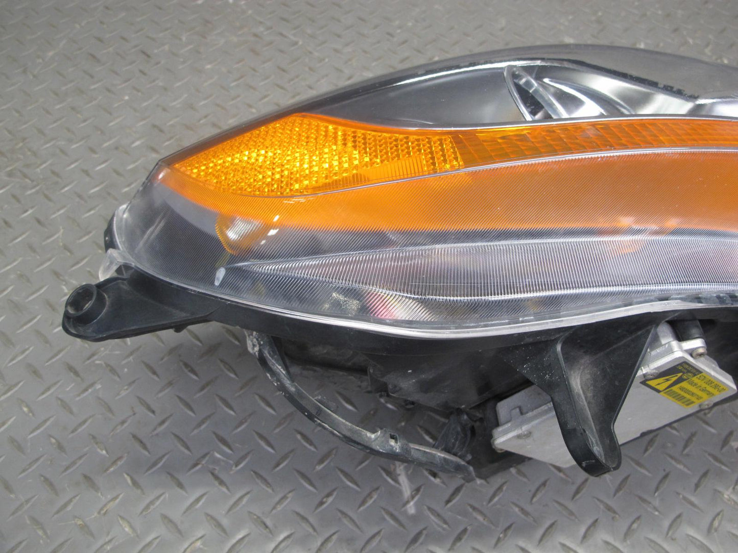 03-05 BMW E85 Z4 3.0i Front Right Passenger Side Xenon HID Headlight Lamp OEM
