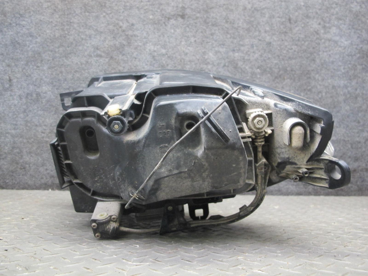 03-05 BMW E85 Z4 3.0i Front Right Passenger Side Xenon HID Headlight Lamp OEM