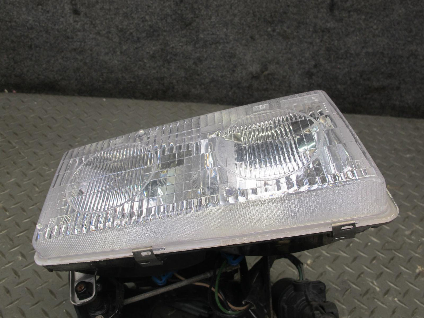 97-99 Chevrolet Corvette C5 Front Right Headlight Lamp w Motor & Mount OEM