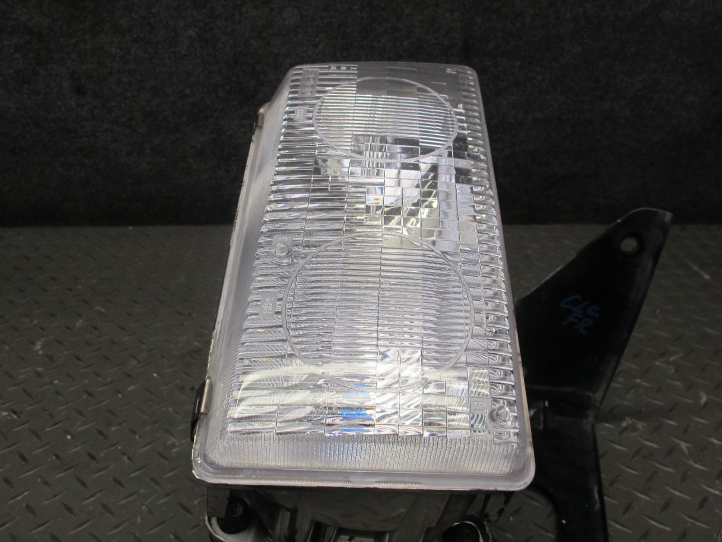 97-99 Chevrolet Corvette C5 Front Right Headlight Lamp w Motor & Mount OEM