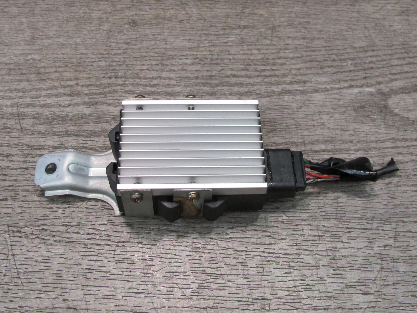 92-00 Lexus JZZ31L SC400 SC300 Fuel Pump Control Module 89570-24010 OEM