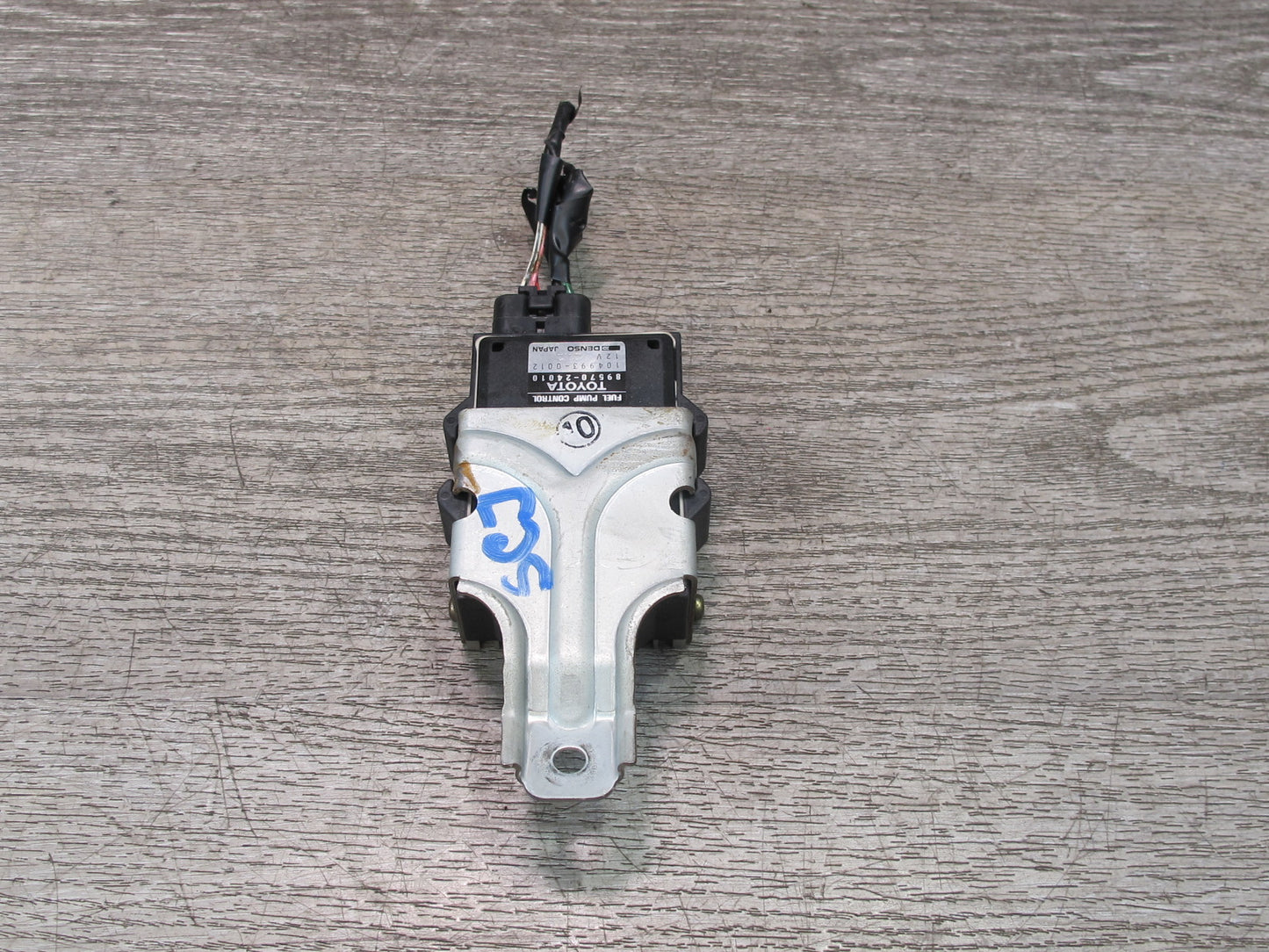 92-00 Lexus JZZ31L SC400 SC300 Fuel Pump Control Module 89570-24010 OEM