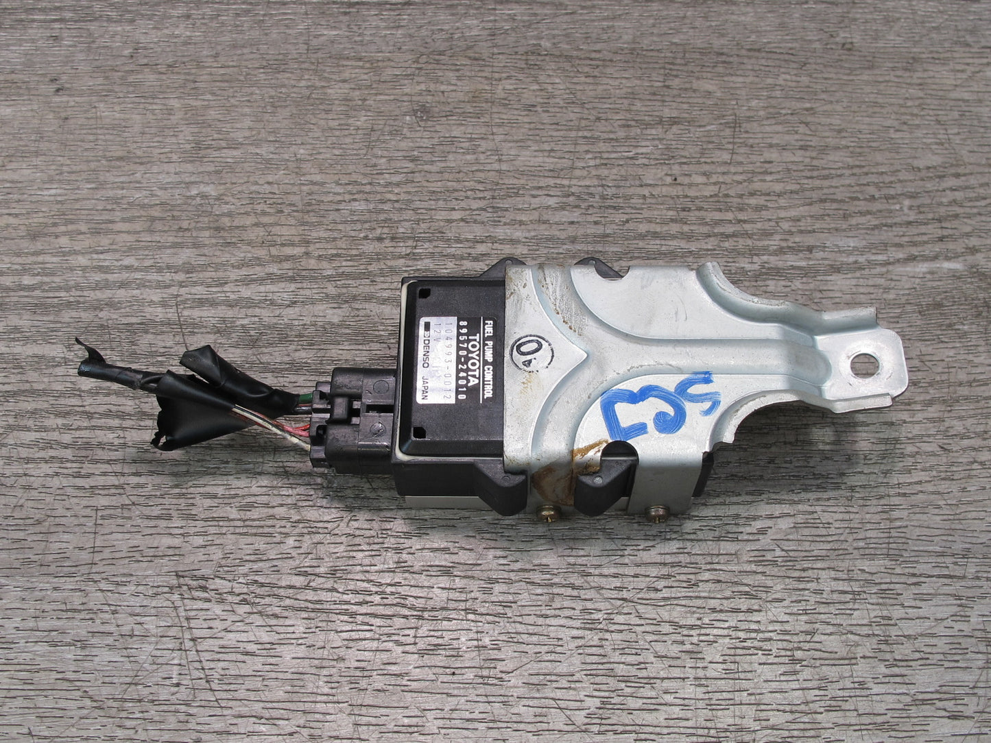 92-00 Lexus JZZ31L SC400 SC300 Fuel Pump Control Module 89570-24010 OEM