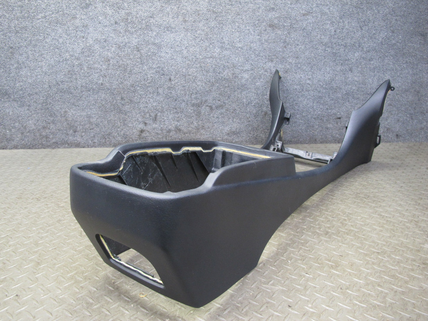 04-06 Lexus UCF30L LS430 Front Center Console Trim Cover Panel Black OEM