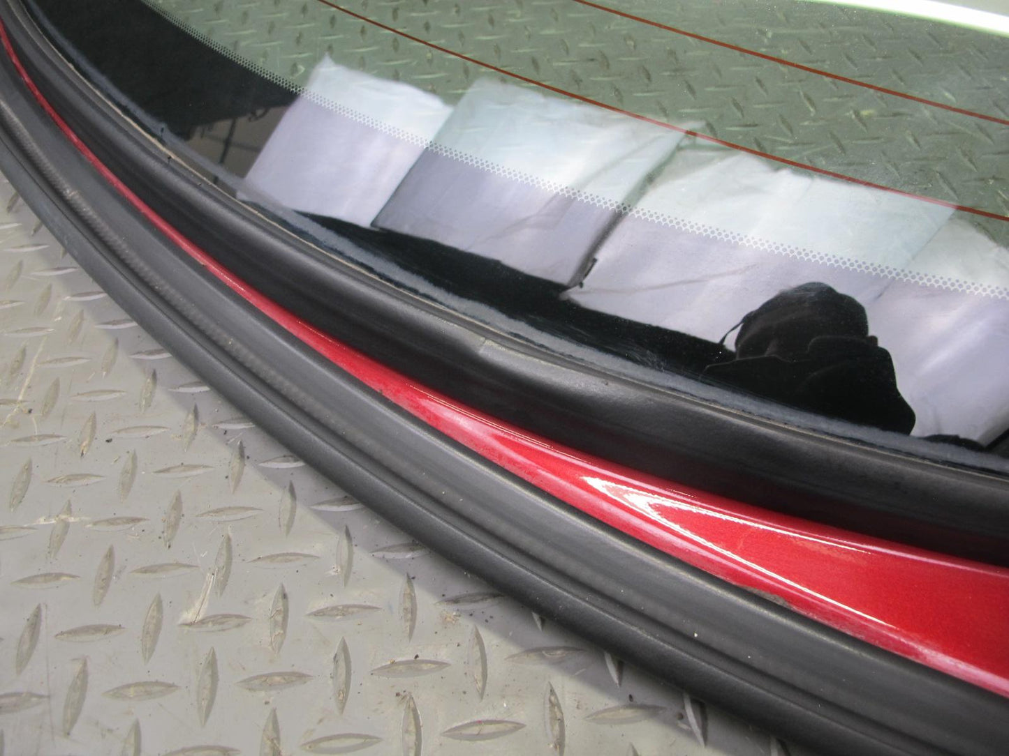 10-15 Lexus IS350 IS250 Convertible Rear Roof Back Glass Window RED Mica OEM
