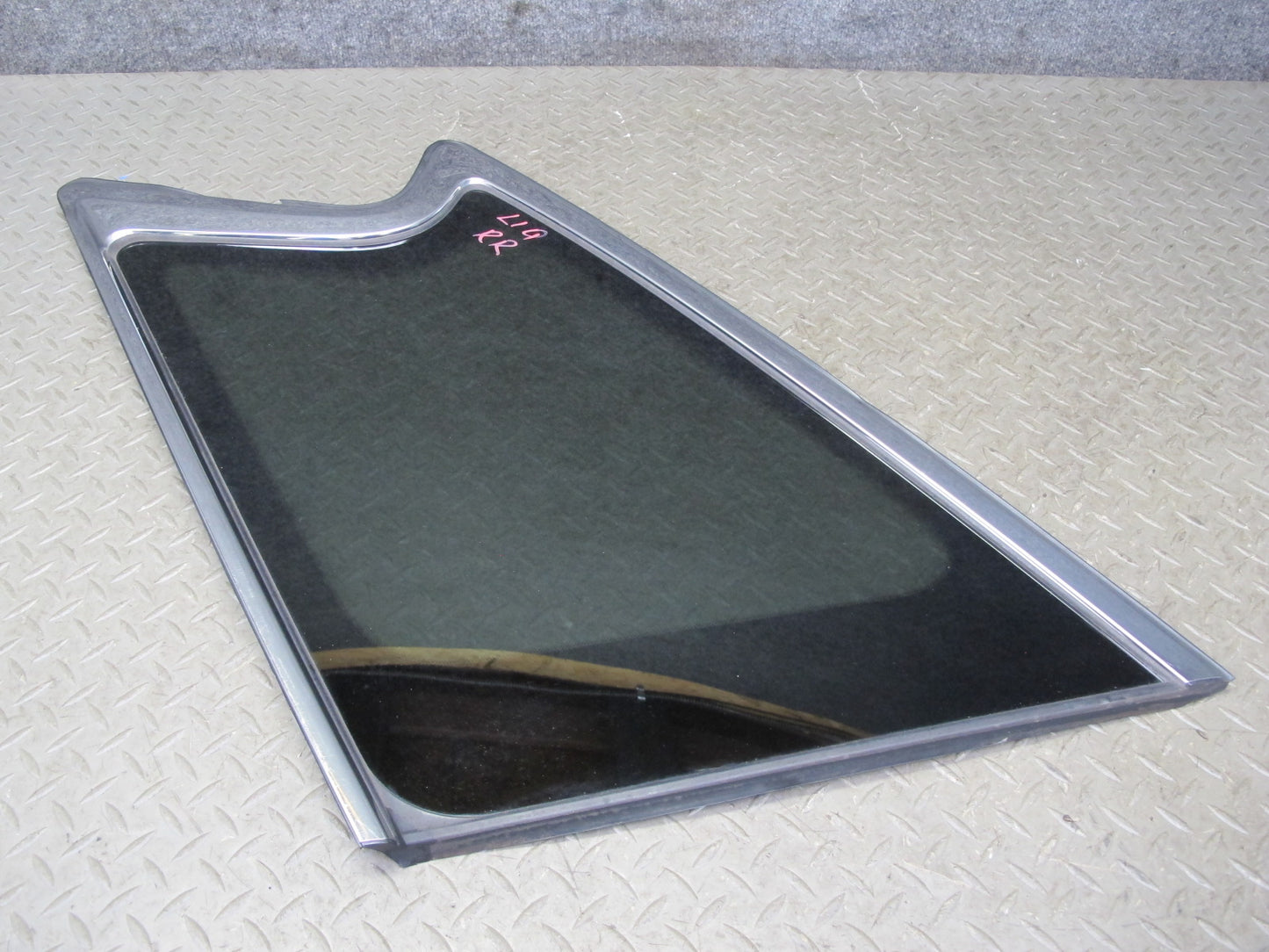 2014-2017 Infiniti QX60 Rear Right Quarter Glass Window