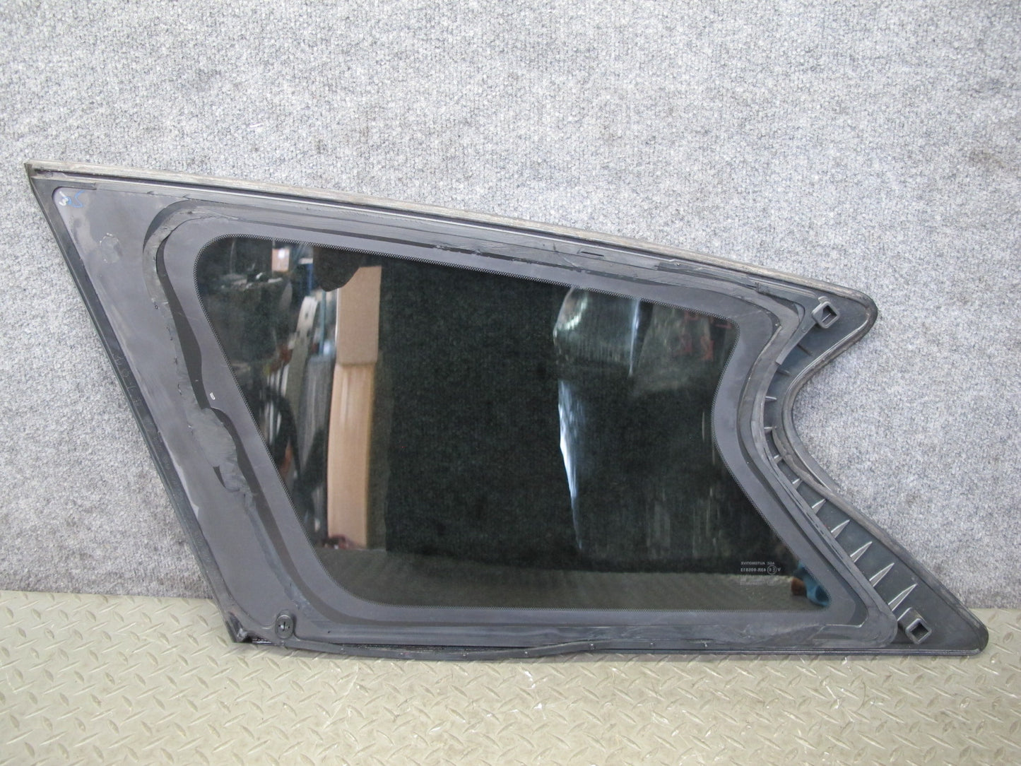 2014-2017 Infiniti QX60 Rear Right Quarter Glass Window