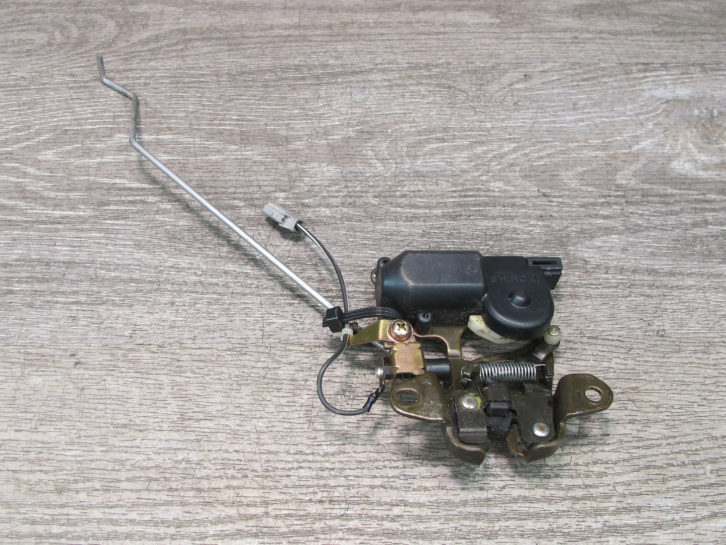 92-00 Lexus JZZ31L SC400 SC300 Rear Trunk Lid Lock Latch Actuator OEM