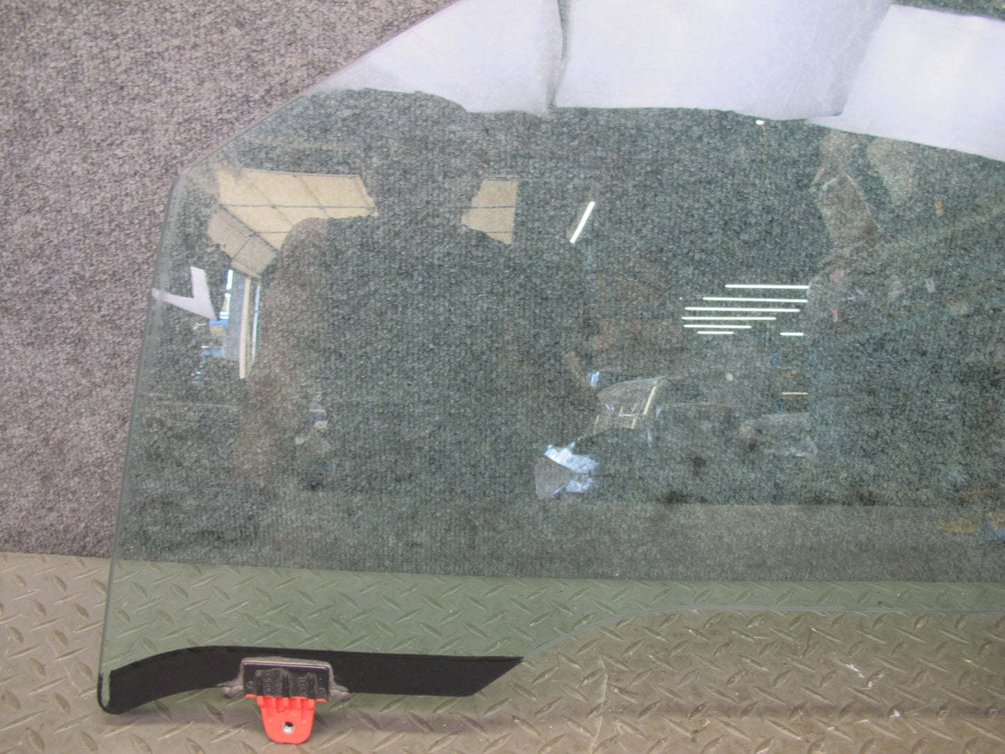 2014-2015 Infiniti QX60 Front Left Door Glass Window