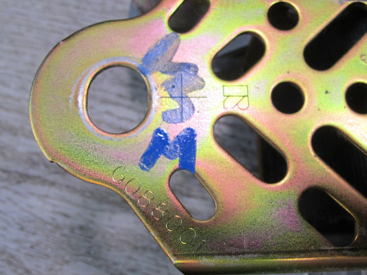 01-06 LEXUS LS430 FRONT RIGHT & LEFT SIDE SEATBELT RETRACTOR SET OEM