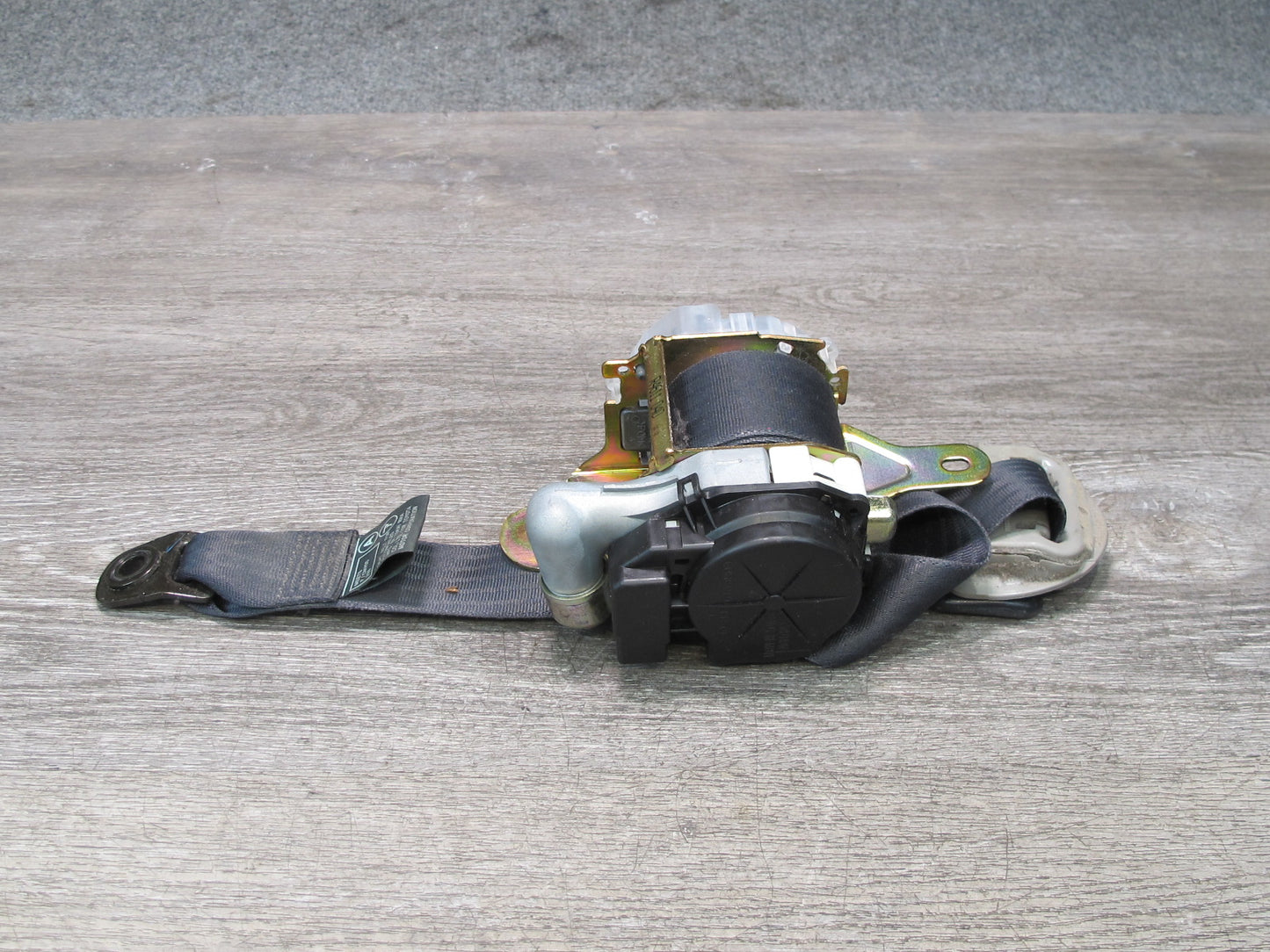 01-06 LEXUS LS430 FRONT RIGHT & LEFT SIDE SEATBELT RETRACTOR SET OEM