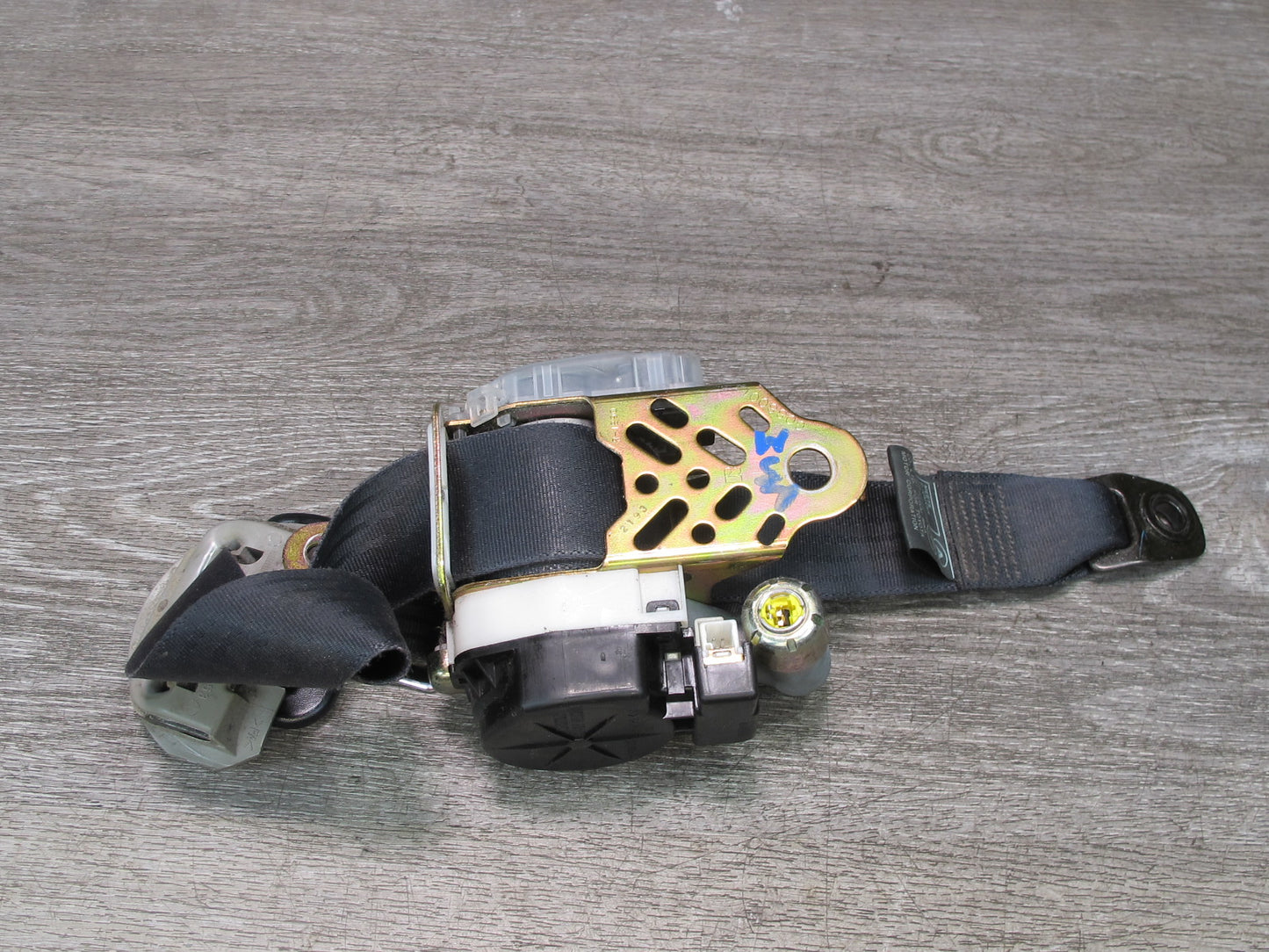 01-06 LEXUS LS430 FRONT RIGHT & LEFT SIDE SEATBELT RETRACTOR SET OEM