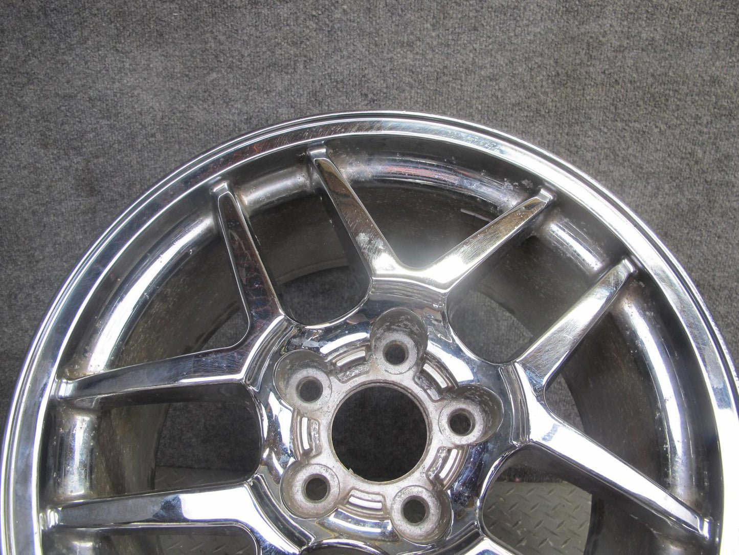 97-04 Chevrolet Corvette C5 Aftermarket R18" Chrome Alloy Wheel Rim 18x9.5J ET65