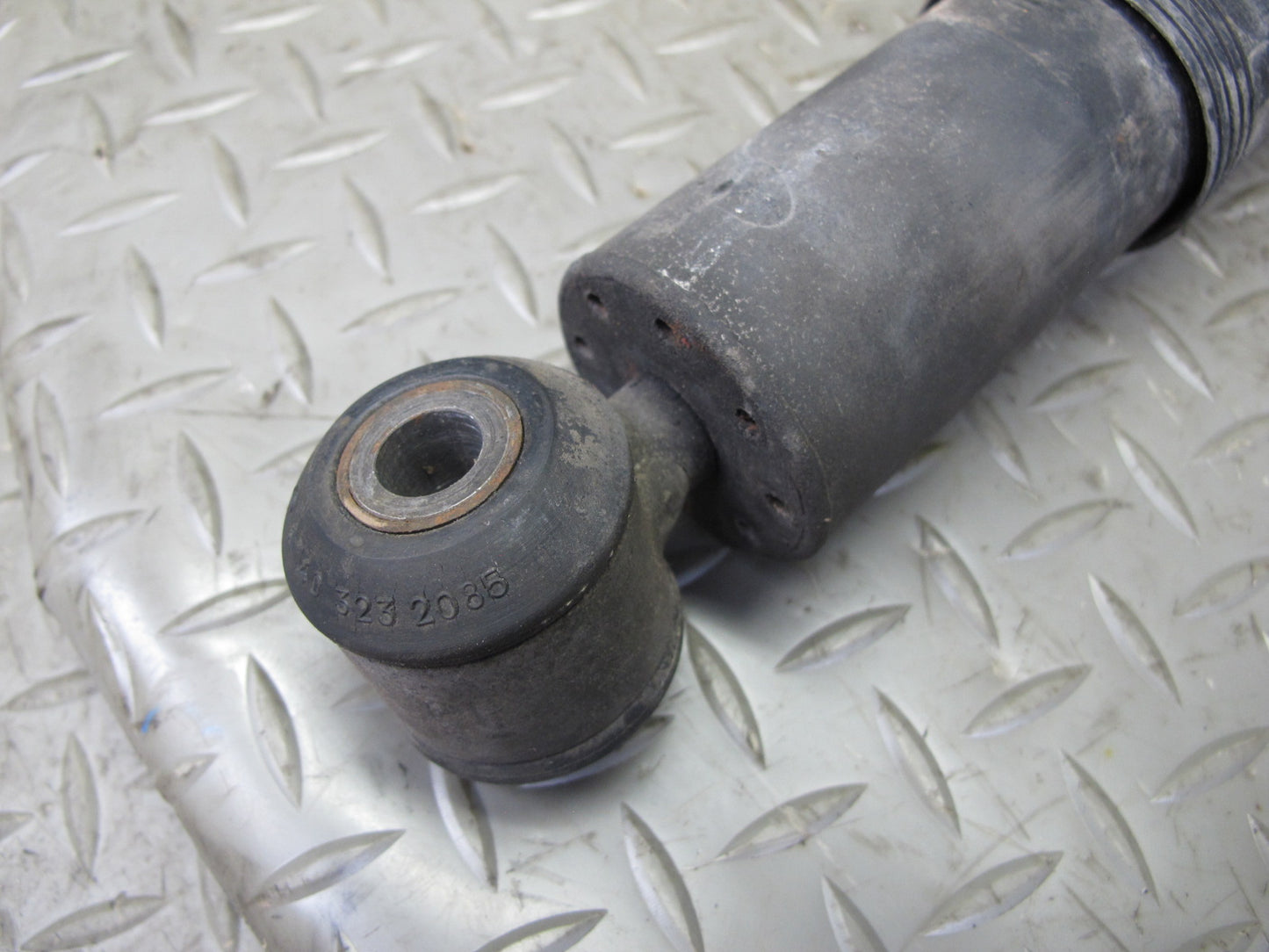 96-99 Mercedes W140 C140 Set of 2 Front Hydraulic Strut Shock Absorber OEM