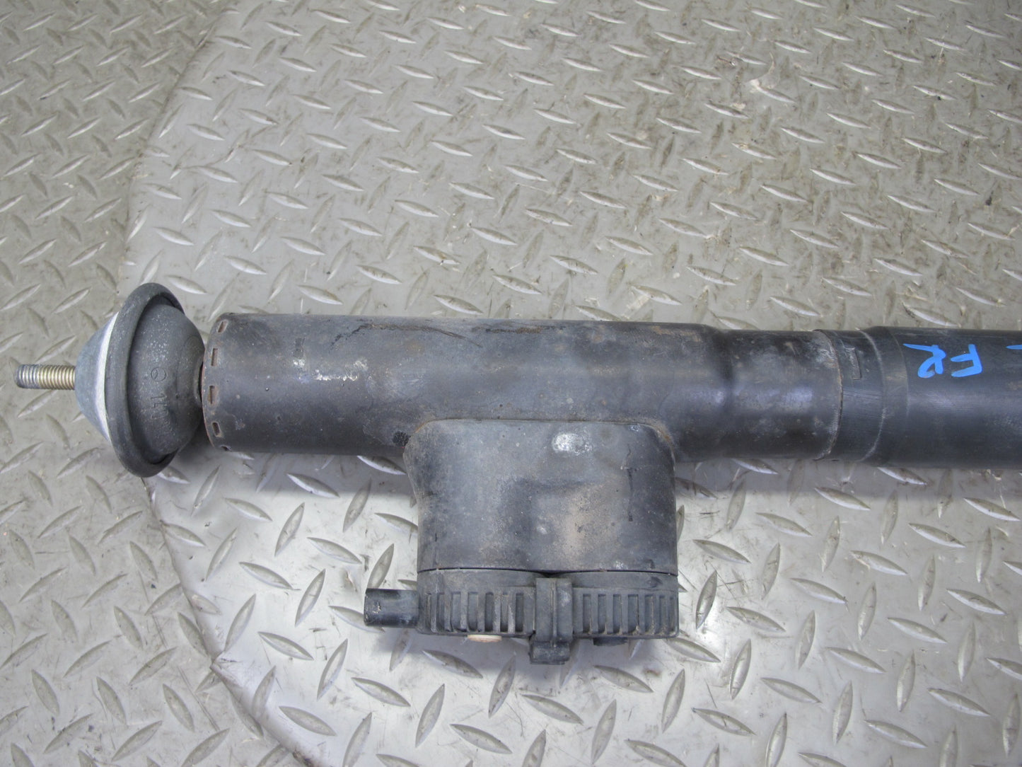 96-99 Mercedes W140 C140 Set of 2 Front Hydraulic Strut Shock Absorber OEM