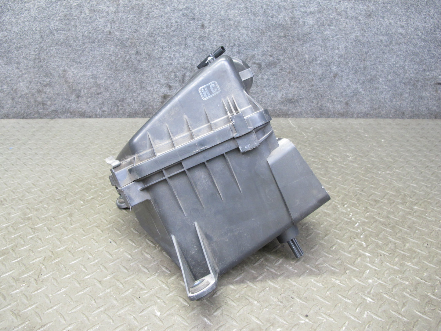 06-15 Lexus GSE20L IS250 2.5L Air Intake Cleaner Filter Box 014140-433 OEM