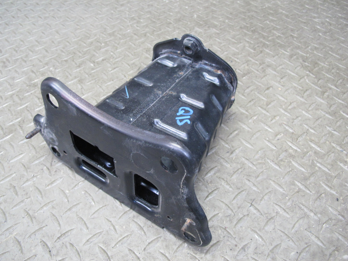 06-15 Lexus IS350 IS250 Front Bumper Reinforcement Support Bracket Mount Set OEM