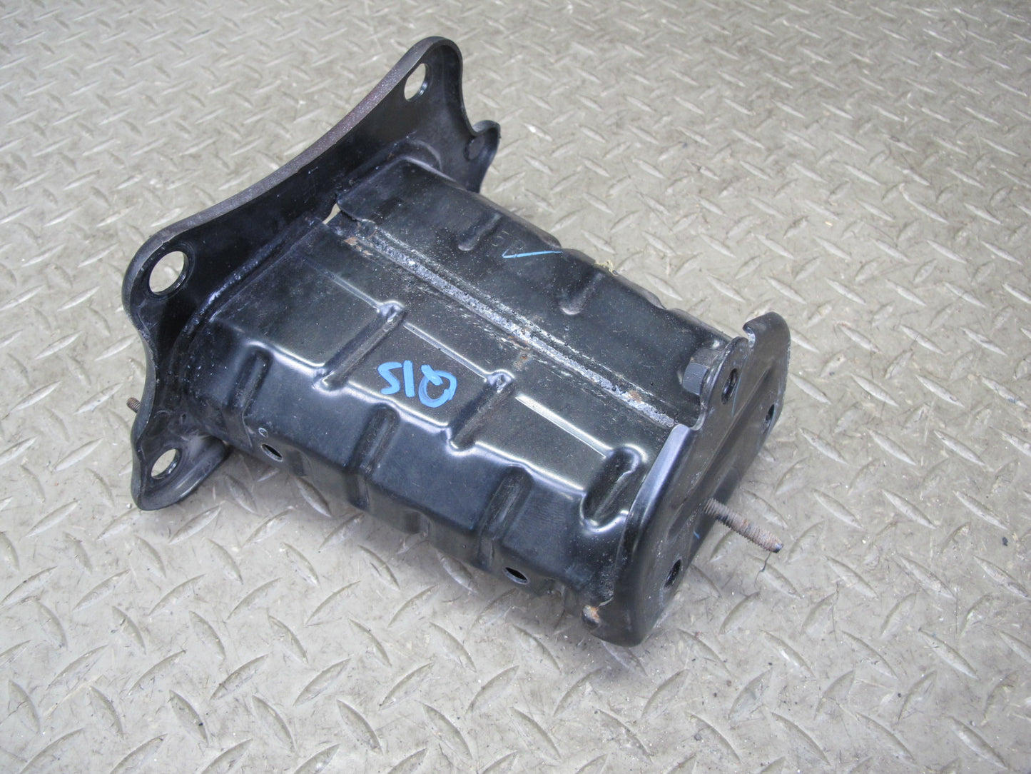 06-15 Lexus IS350 IS250 Front Bumper Reinforcement Support Bracket Mount Set OEM