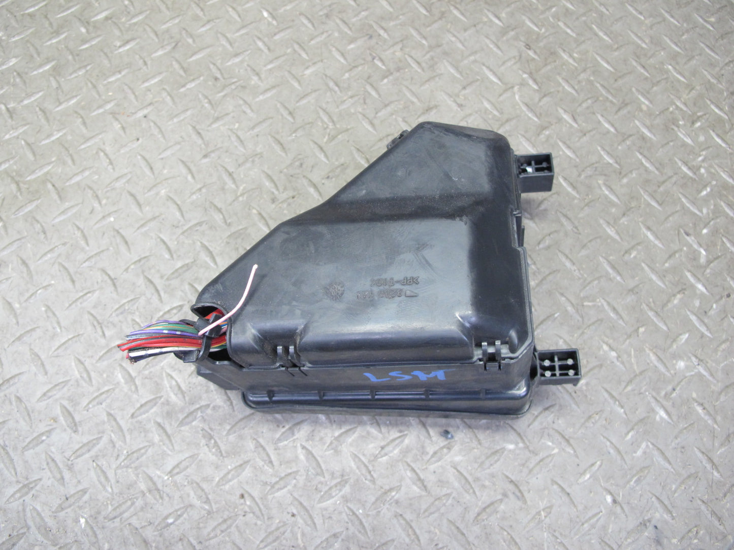 04-06 Lexus UCF30L LS430 Front Left Underhood Relay Fuse Box OEM