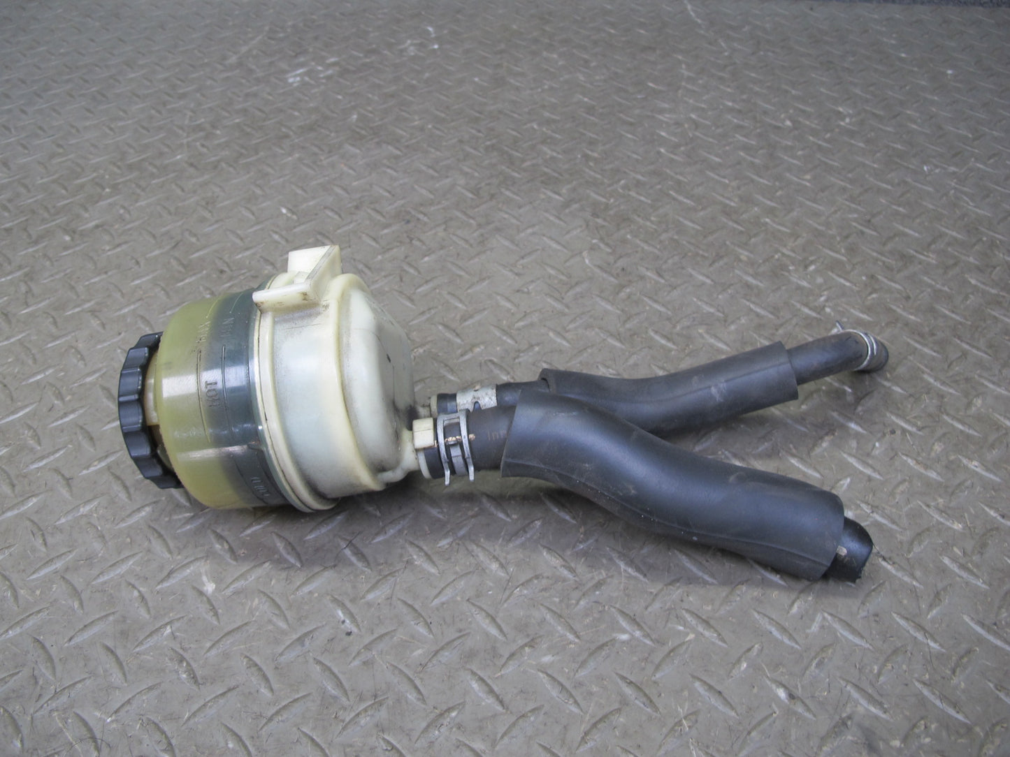 01-06 Lexus UCF30L LS430 Power Steering Fluid Reservoir Bottle Tank w Hoses OEM