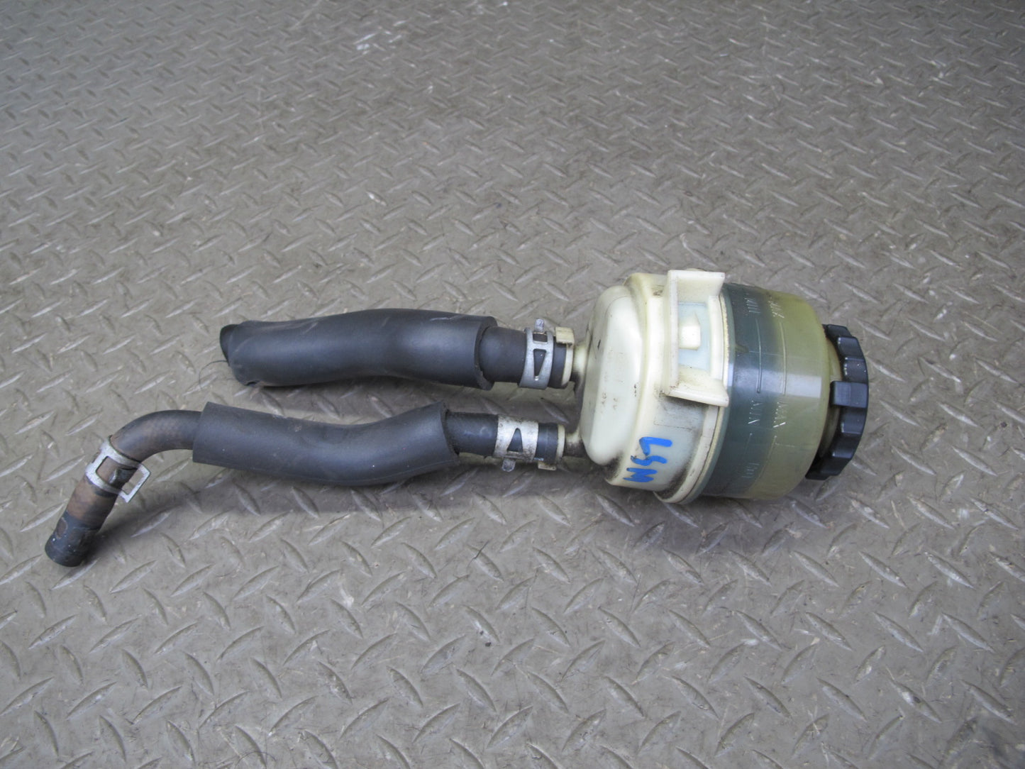 01-06 Lexus UCF30L LS430 Power Steering Fluid Reservoir Bottle Tank w Hoses OEM