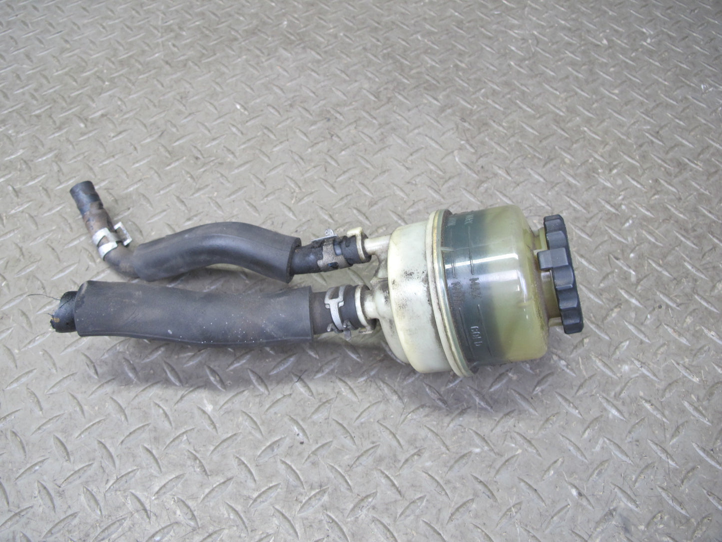 01-06 Lexus UCF30L LS430 Power Steering Fluid Reservoir Bottle Tank w Hoses OEM