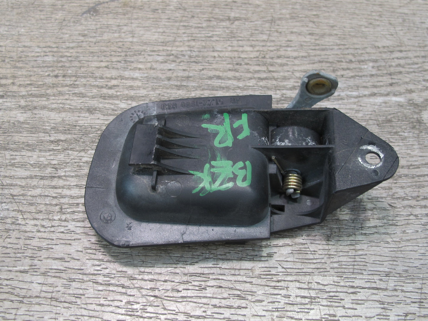 96-02 BMW E36/7 Z3 Right Passenger Door Interior Handle 1960830 OEM